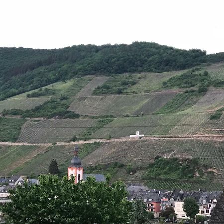 Beim Winzer Apartment Zell an der Mosel Luaran gambar