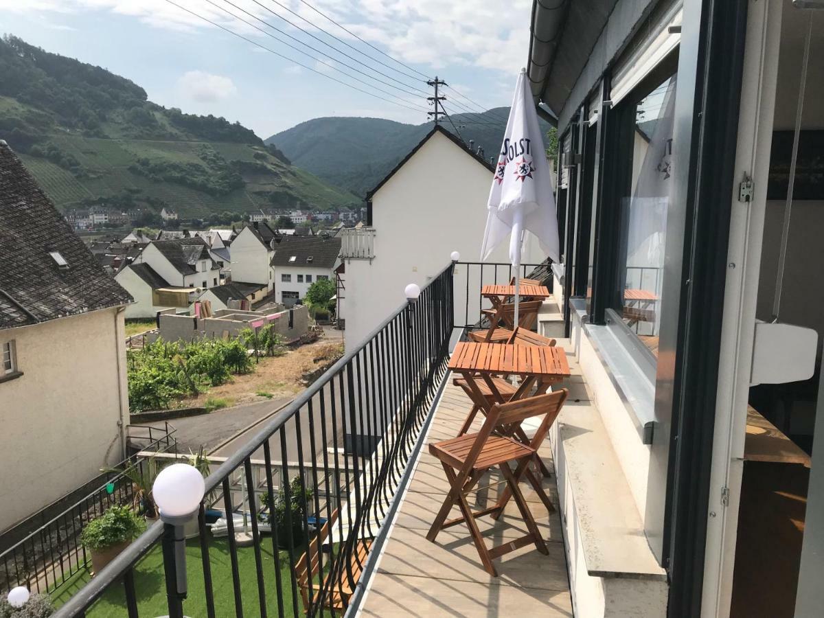 Beim Winzer Apartment Zell an der Mosel Luaran gambar