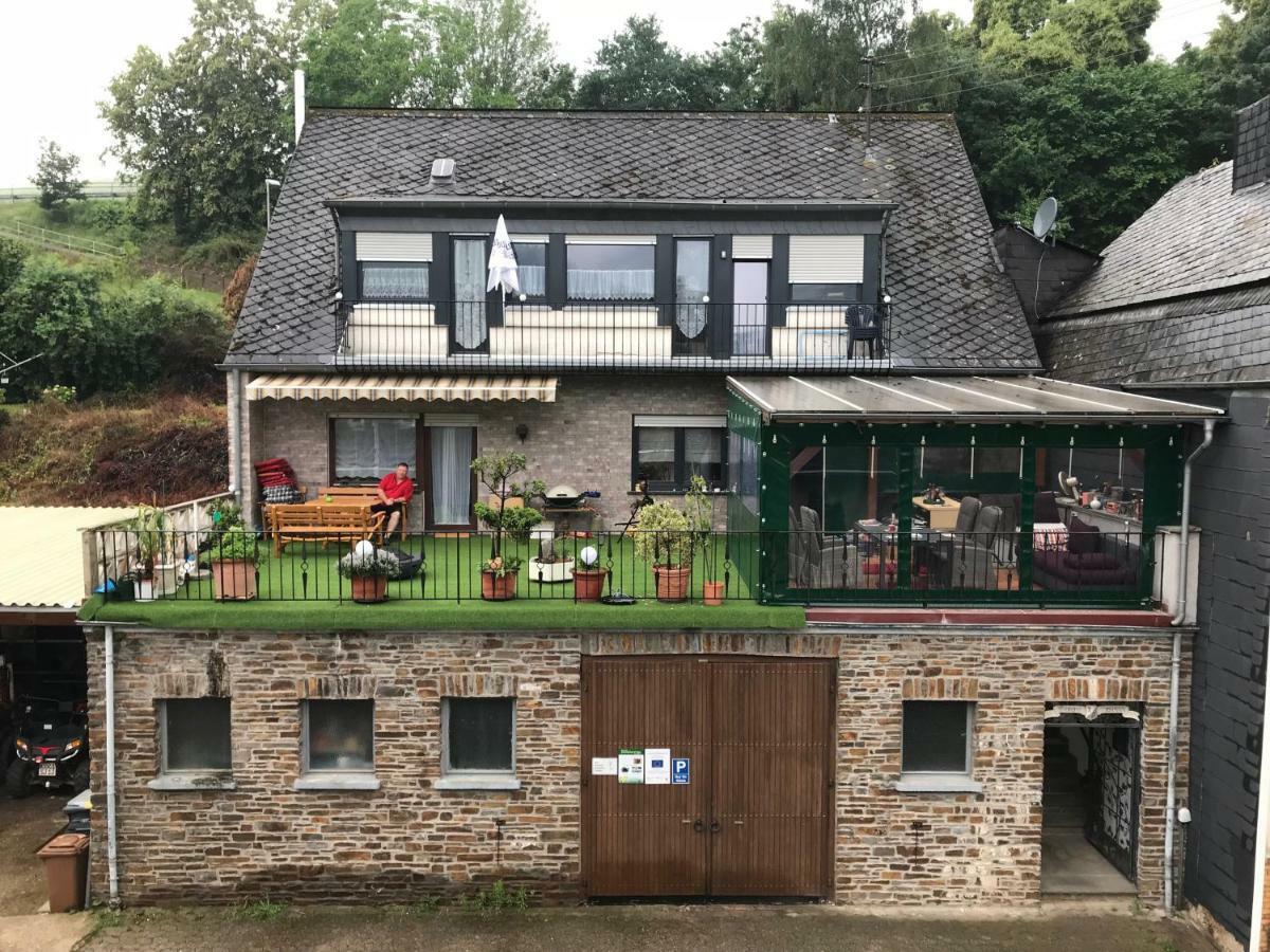 Beim Winzer Apartment Zell an der Mosel Luaran gambar