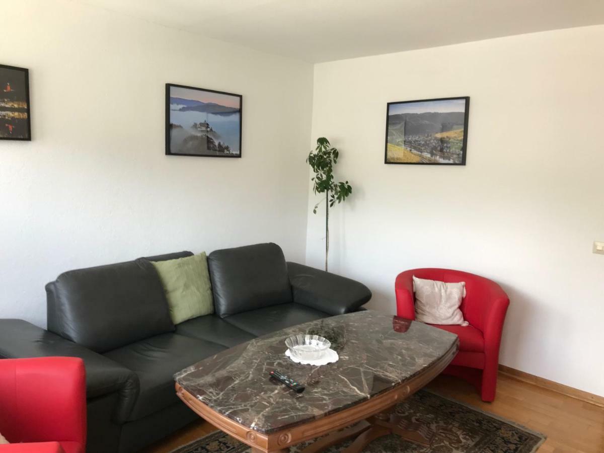 Beim Winzer Apartment Zell an der Mosel Luaran gambar